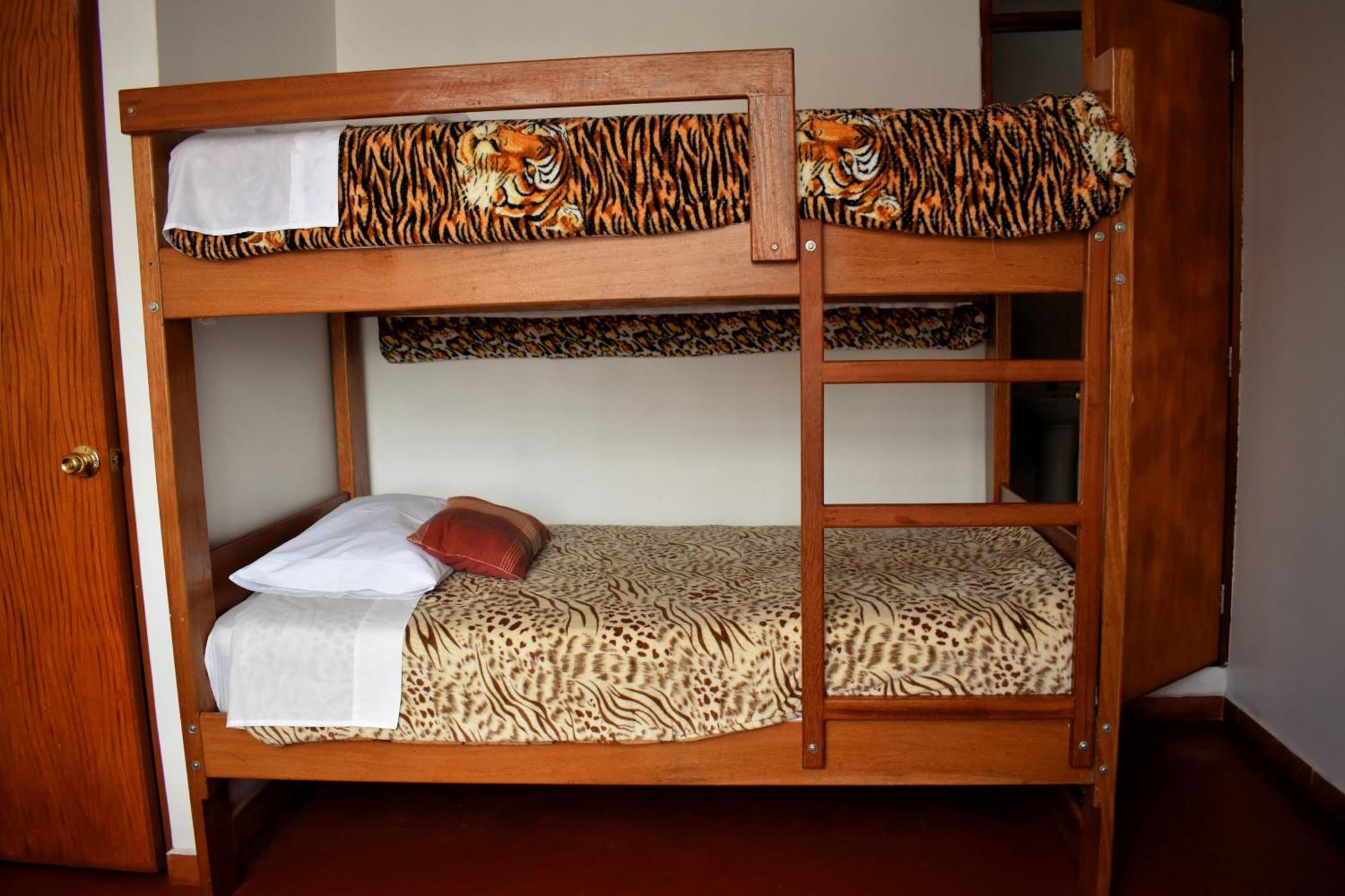منزل الضيف اوكسابامبا  في Suzet House المظهر الخارجي الصورة